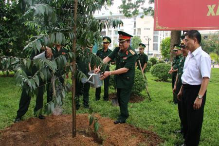 Đảm bảo tốt cơ sở vật chất cho năm học mới