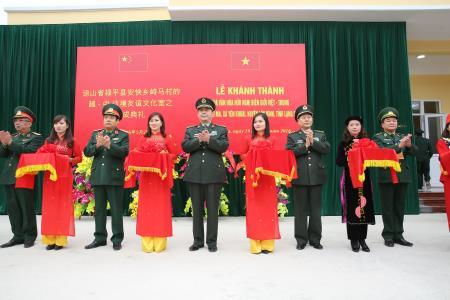 Mô hình đặc sắc của Quân đội hai nước láng giềng xã hội chủ nghĩa