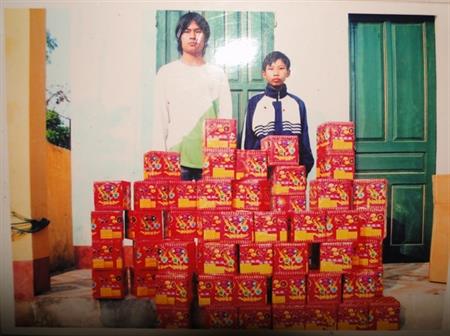 Kiên quyết đấu tranh ngăn chặn pháo lậu qua biên giới