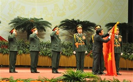 Huân chương Sao Vàng - phần thưởng cao quý dành tặng Bộ đội Cụ Hồ