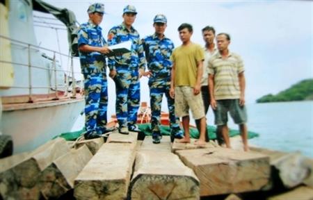"Quả đấm thép" trên vùng biển Tây Nam