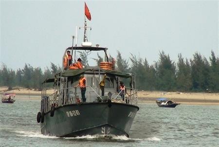 BĐBP Nghệ An tìm kiếm cứu nạn thuyền viên mất tích trên biển