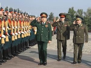 Tăng cường hợp tác quốc phòng Việt Nam - LB Nga