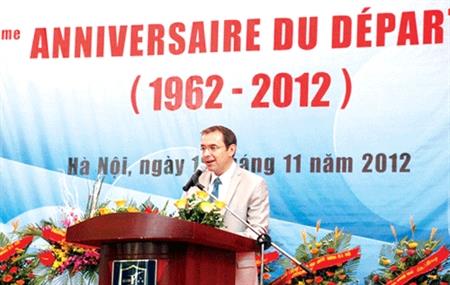 Pháp và Việt Nam - tuy hai là một