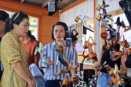 Sự tác động của kỷ nguyên 4.0 tới các làng nghề Việt Nam