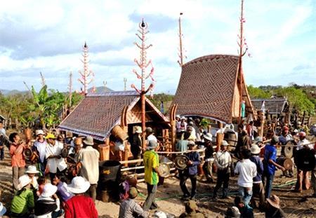 Pơ thi - lễ lạ