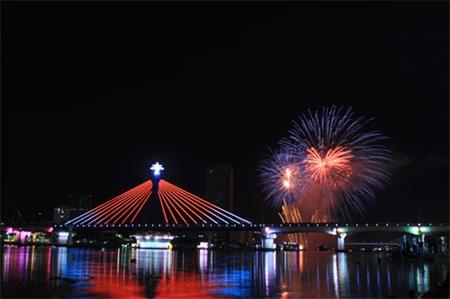 Khai mạc lễ hội Pháo hoa Quốc tế Đà nẵng 2012