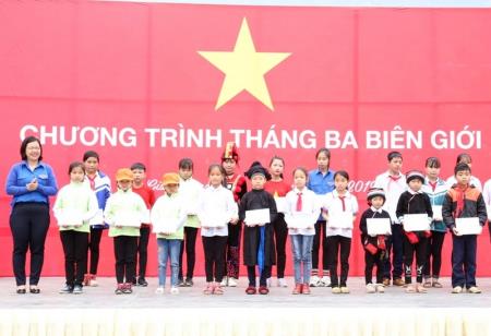 Nhân lên tình yêu Tổ quốc trong tuổi trẻ Việt Nam
