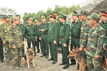Đại tướng Phùng Quang Thanh thăm và làm việc tại Trường Trung cấp 24 BP