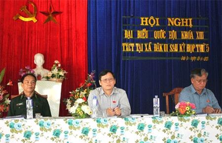 Đoàn đại biểu Quốc hội tỉnh Kon Tum tiếp xúc cử tri