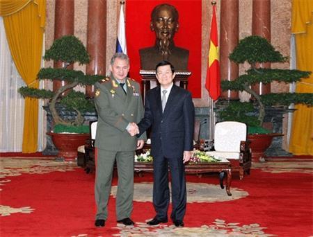 Bộ trưởng Quốc phòng Liên bang Nga thăm hữu nghị chính thức Việt Nam