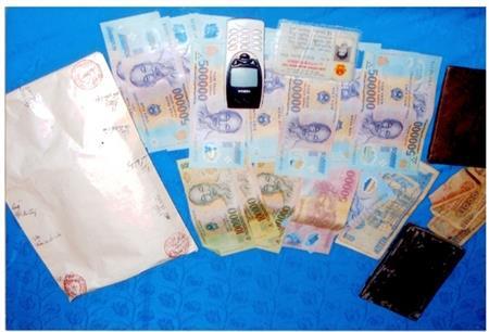 Muôn nẻo tiền giả