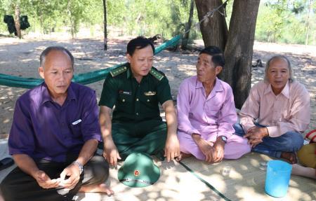 Xây “cột mốc lòng dân” nơi biển xa