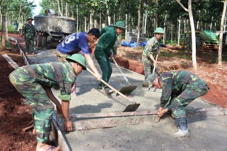 Nghĩa nặng tình sâu trên biên giới Bình Phước