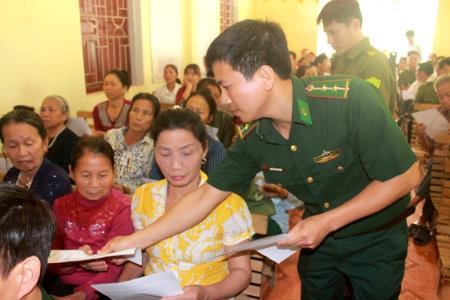 Tuyên truyền nâng cao ý thức phòng chống tội phạm và tệ ma tuý trên khu vực biên giới