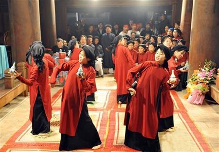 Đưa hát Xoan ra khỏi “sách đỏ” Unesco