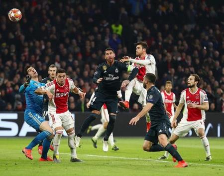 Real Madrid thắng nhọc nhằn, Tottenham rộng cửa vào tứ kết