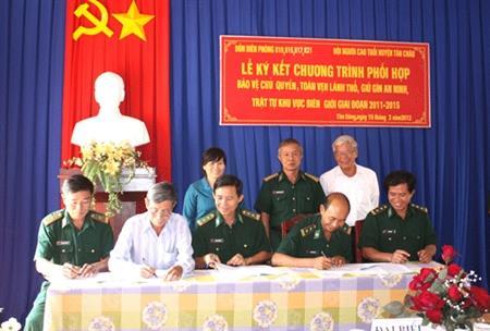Tây Ninh: Ký kết chương trình phối hợp ‘Bảo vệ chủ quyền, toàn vẹn lãnh thổ, giữ gìn an ninh trật tự khu vực biên giới’