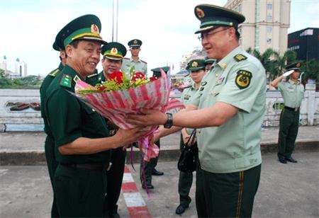 Thăm và làm việc với Trạm Công an Biên phòng Đông Hưng, Trung Quốc
