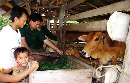 "Cần quan tâm hơn nữa đời sống người dân vùng đặc biệt khó khăn"