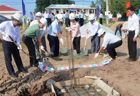 Niềm vui lớn ở làng Khơ Me tái định cư