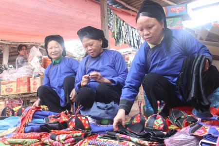 Nét duyên chợ phiên