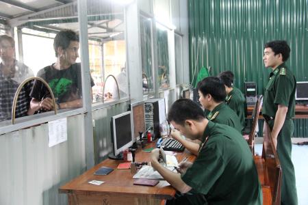 Bàn chuyện “lính 4.0” gác biên giới