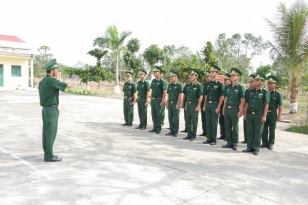 Lực lượng vũ trang tỉnh Sóc Trăng ra quân huấn luyện năm 2018