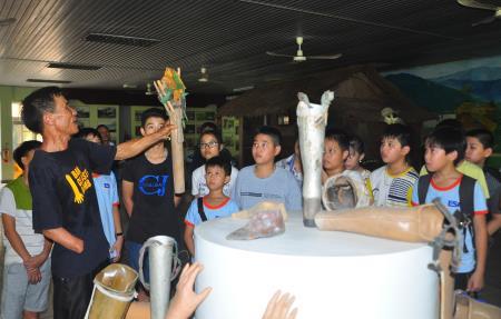 Chuyện những "đại sứ bom mìn"