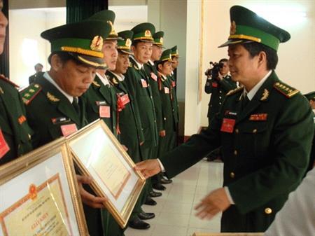 Ngời sáng những điển hình tiên tiến