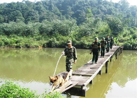 Xứng danh anh hùng trên miền Tây Tổ quốc