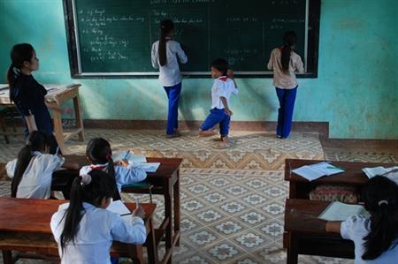 Vững bước trên đôi chân tật nguyền