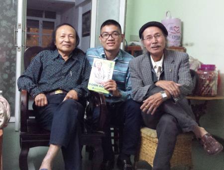 Sâu nặng với chiến sĩ mang quân hàm xanh