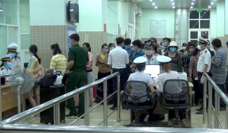 Cách ly tập trung 292 người nhập cảnh từ Campuchia vào Việt Nam