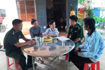 Tiếp thêm động lực cho chàng sinh viên khuyết tật