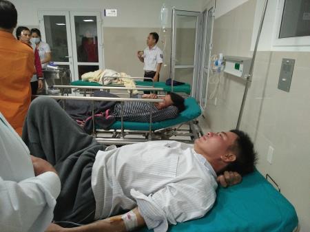 4 thuyền viên bị chìm tàu ở cửa Gianh đã được cứu sống tại vùng biển Ngư Thủy