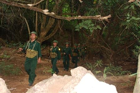 Xây dựng địa bàn ổn định, phát triển