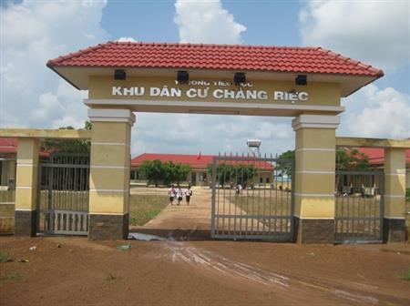 Ấm no ở khu dân cư biên giới Chàng Riệc
