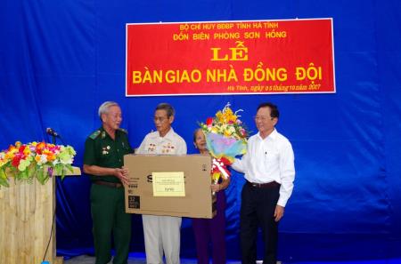 Nguyên cán bộ an ninh vũ trang được BĐBP Hà Tĩnh xây tặng nhà