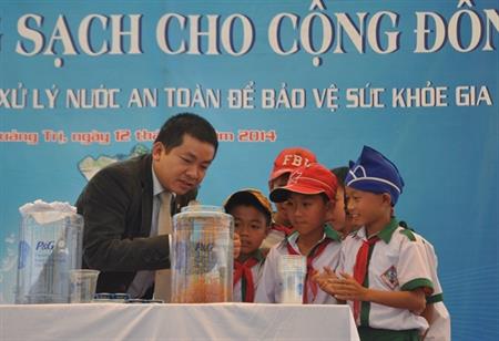 Nước uống sạch cho người nghèo