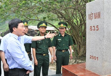 Phó Thủ tướng, Bộ trưởng Ngoại giao Phạm Bình Minh thăm và làm việc tại Cao Bằng