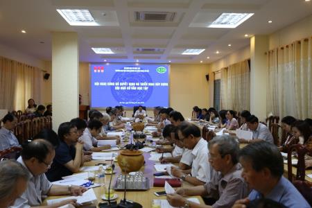 Công bố quyết định triển khai xây dựng đội ngũ cố vấn học tập