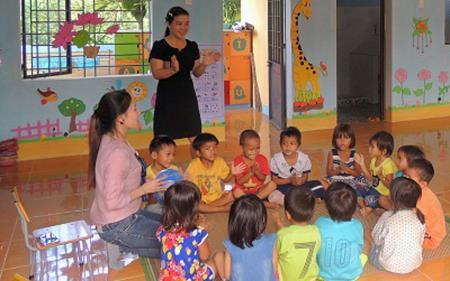 Đổi đất lấy... chữ