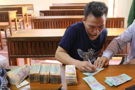 Nóng bỏng nạn buôn lậu tiền giả trên khu vực biên giới Lạng Sơn