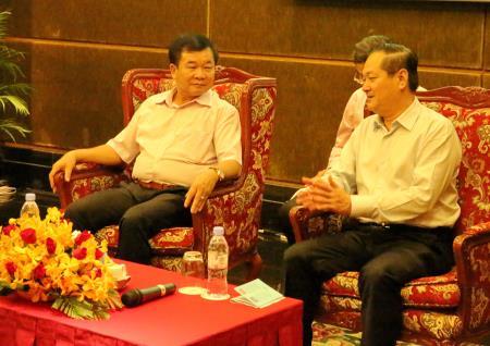 Đoàn đại biểu Bộ Tư lệnh BĐBP thăm và làm việc tại Cam-pu-chia