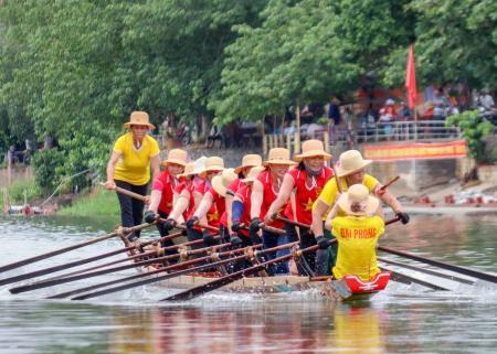 Lệ Thủy - Nhịp chèo theo dặm cờ bay