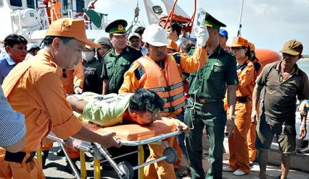 Bà Rịa - Vũng Tàu: Nổ bình gas, 1 thuyền viên mất tích trên biển