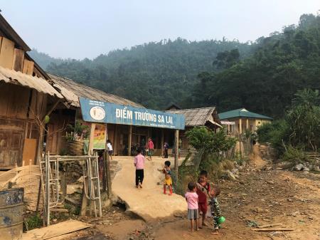 Bản không điện và giấc mơ ánh sáng