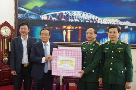 Lãnh đạo các tỉnh biên giới thăm, kiểm tra, chúc Tết các đơn vị BĐBP