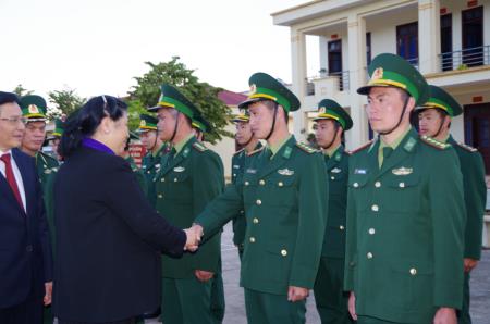 Xuân Biên phòng ấm lòng dân biên giới Điện Biên